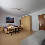 Karlsdorfer Hof Hotel 2*