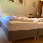 Hotel Karlsdorfer Hof 2*