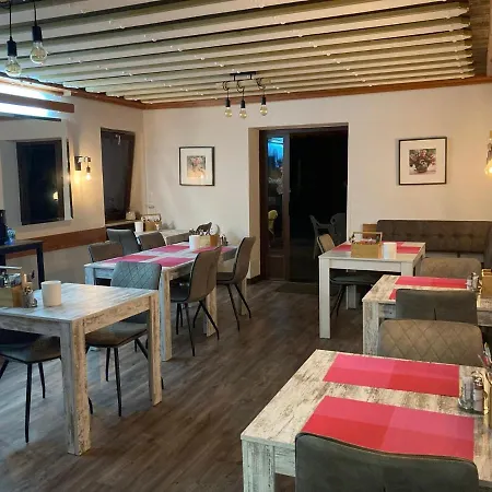 Karlsdorfer Hof ホテル ゼーボーデン