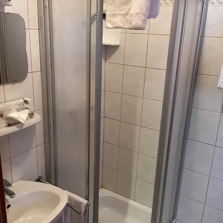 酒店 Karlsdorfer Hof 塞博登