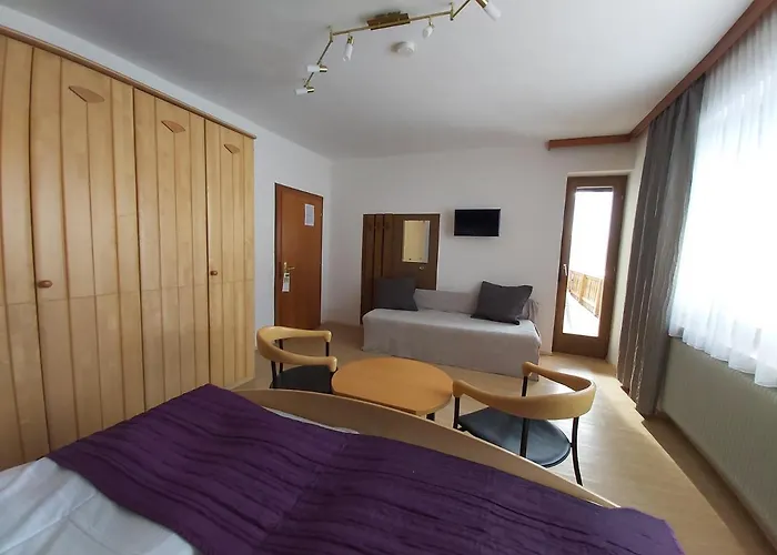 Karlsdorfer Hof Hotel 2*